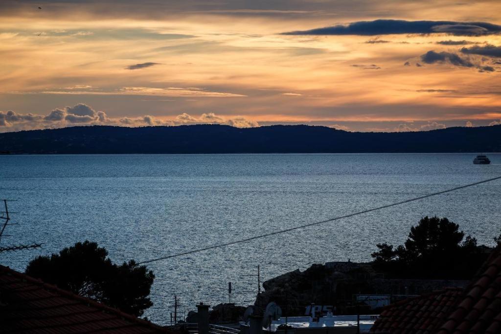 Luxury Apartments Near Bacvice Beach Split Exteriör bild