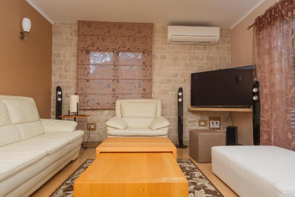 Luxury Apartments Near Bacvice Beach Split Exteriör bild